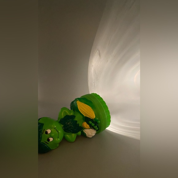 Green Giant Sprout Flashlight Vintage 1980s Green Used Still Working Some Flaws - Picture 6 of 7